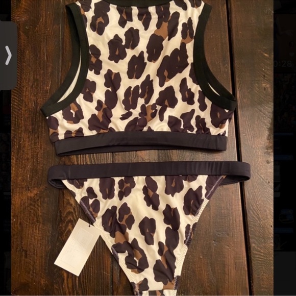 Solid and Striped Stacey Bikini NWT - Picture 6 of 8